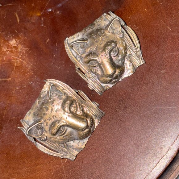 Vintage JJ 1986 Antiqued Gold Tone Leopard Earrings - Picture 4 of 5